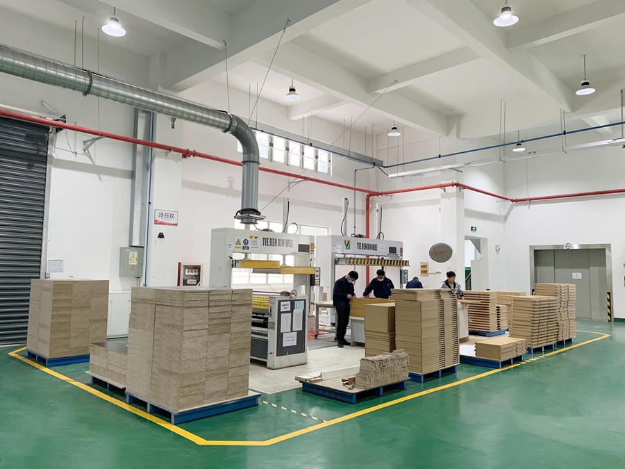 优尼科斯居家办公用品需求量增大，订单暴增