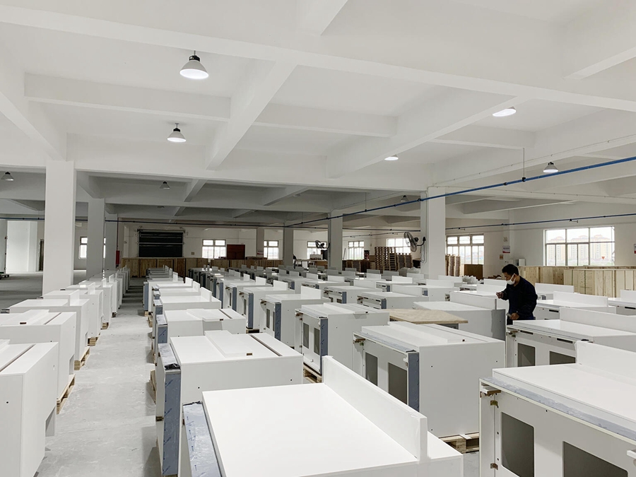 优尼科斯居家办公用品需求量增大，订单暴增