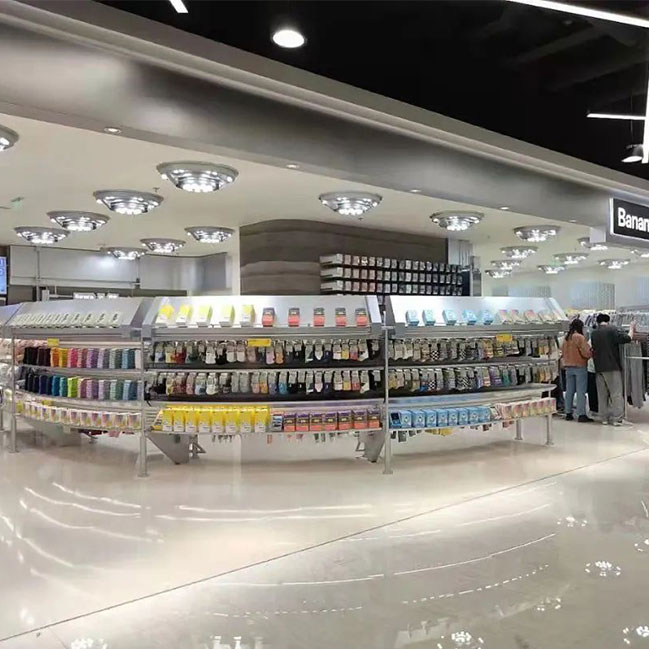 蕉内西安赛格店
